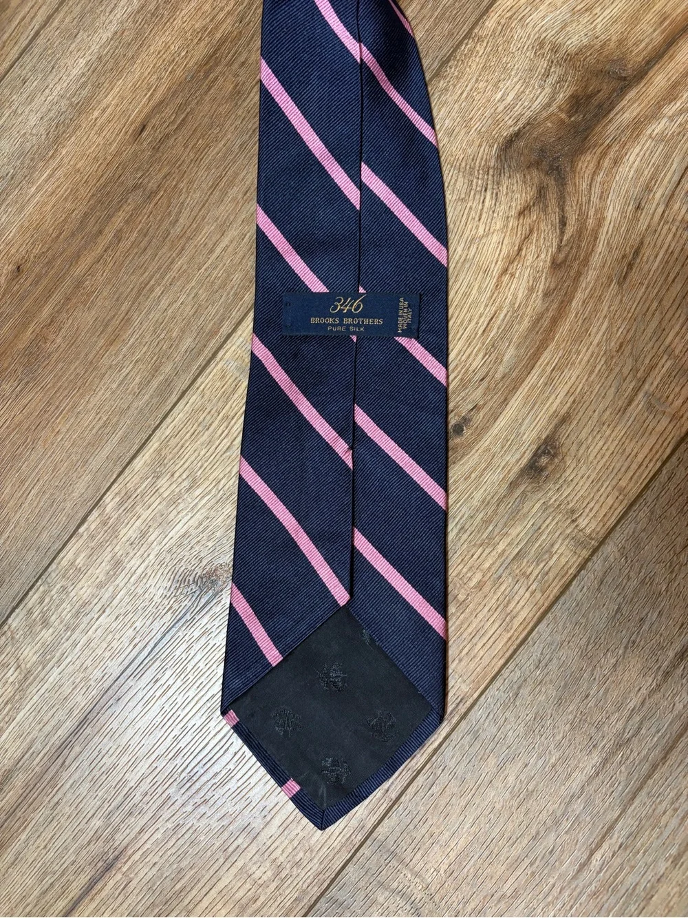 Brooks Brothers navy and pink classic striped silk repp preppy tie